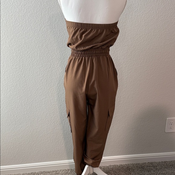 Elegant Strapless Brown Jumpsuit - Picture 3 of 3